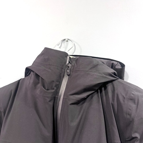Size 8 New Lululemon StretchSeal Sleet Street 600 Fill Down Long Jacket - Picture 6 of 10